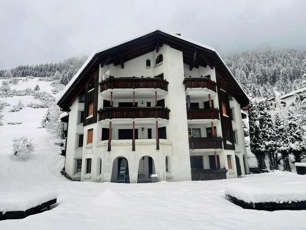 Апартаменты Cadras Tinzen Экстерьер фото